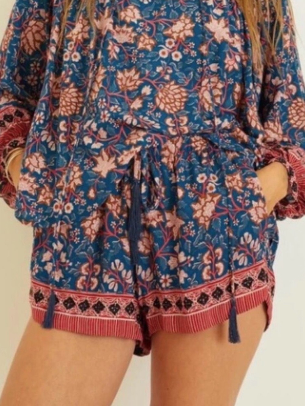 Natalie Martin Tash Shorts Womens XS Blue Pink Floral Print Rayon Pockets